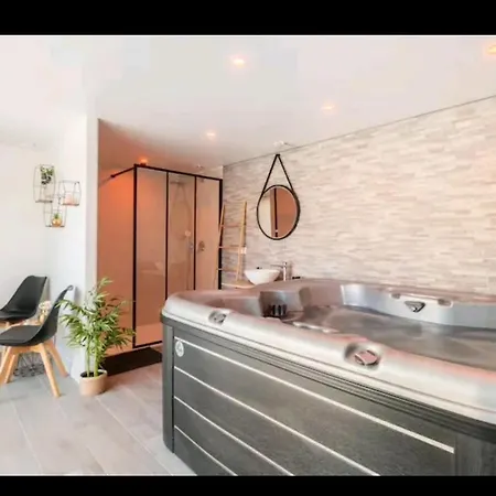 Holiday home La Folie Romantique Sublaines